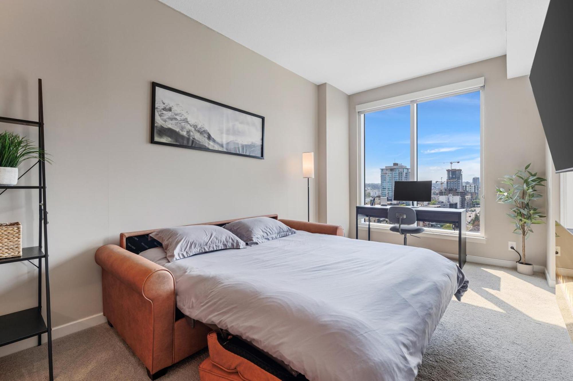 Heart Of Downtown Calgary Spacious Luxury Condo With Stunning Views And Premium Amenities Exterior photo