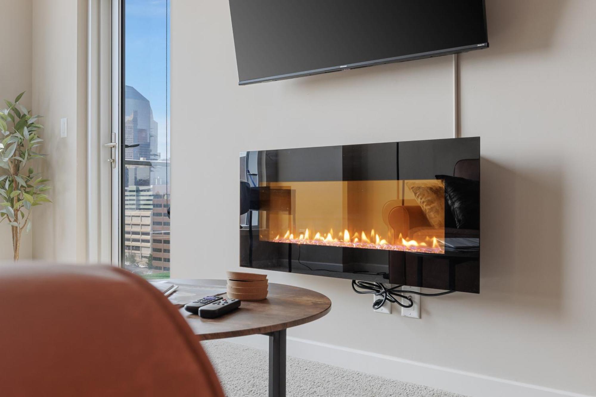 Heart Of Downtown Calgary Spacious Luxury Condo With Stunning Views And Premium Amenities Exterior photo